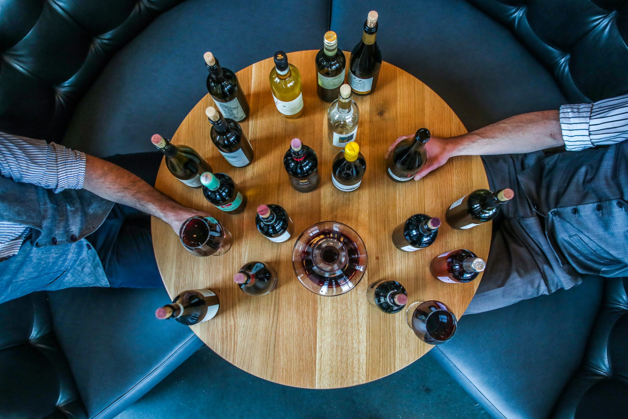 A Night of Refinement: Tasting Six Exquisite Wines from Bordeaux and Beyond