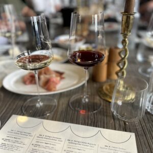 Vinskole d. 17.12 med Møntergade Wine & SIPsomm v/ Amalie Beck